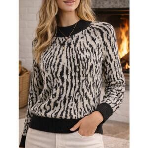 Free People Black & White Textured Knit Sweater Women’s XS